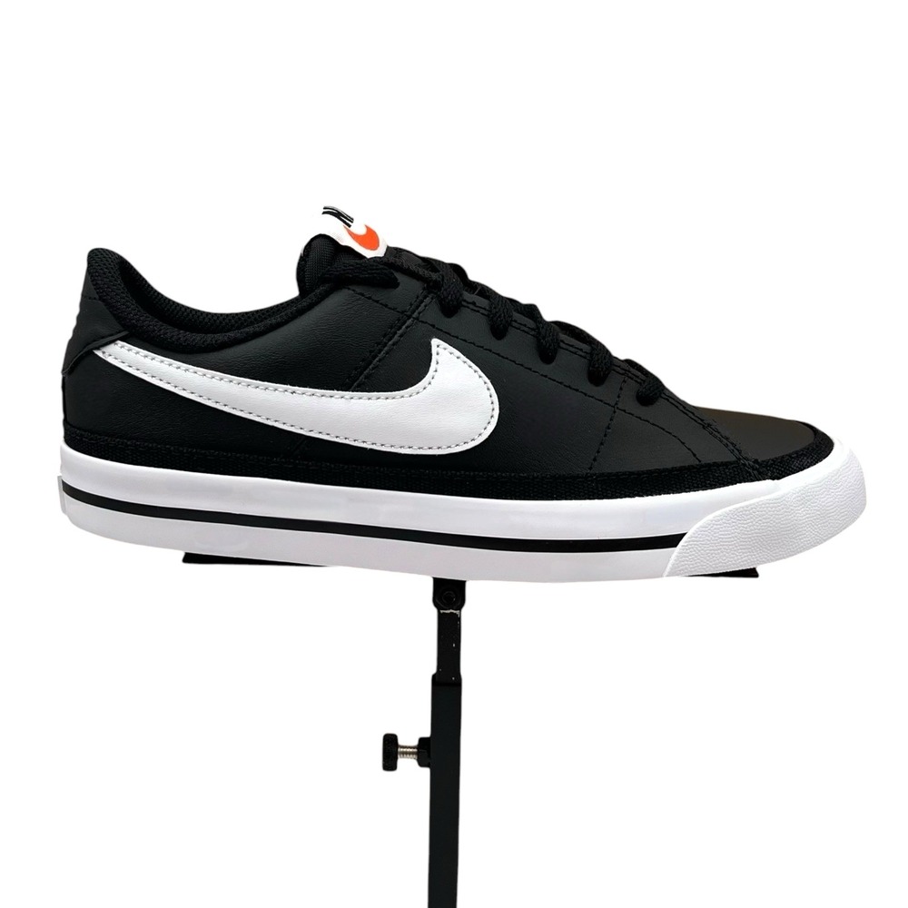Nike Court Legacy Youth Boys Athletic Shoes Size 4 Black White Low Top Sneakers
